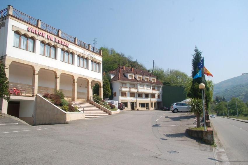Hotel Penagrande カンガス・デル・ナルセア エクステリア 写真