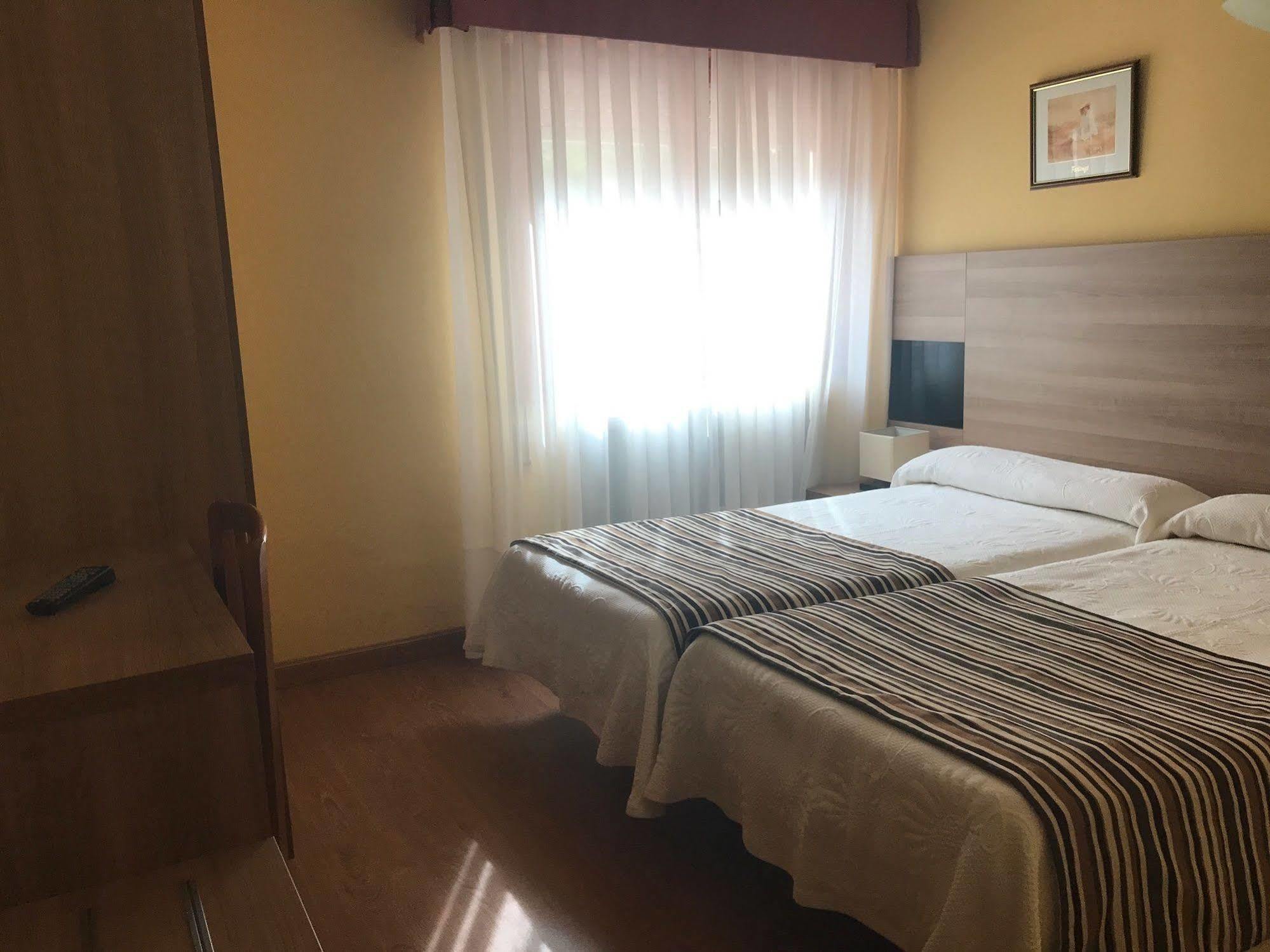 Hotel Penagrande カンガス・デル・ナルセア エクステリア 写真